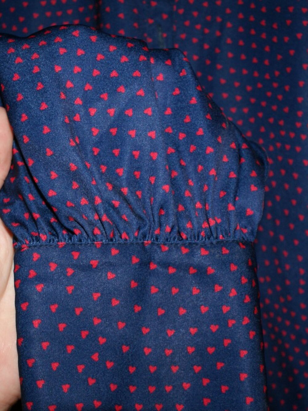 ModCloth blue blouse with small Red Hearts - XL - Picture 10 of 12